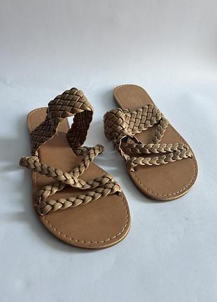 Нові жіночі шльопанці від primark на широку стопу