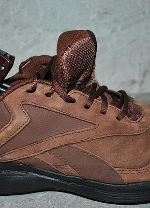 Кроссовки кожа reebok 44 р