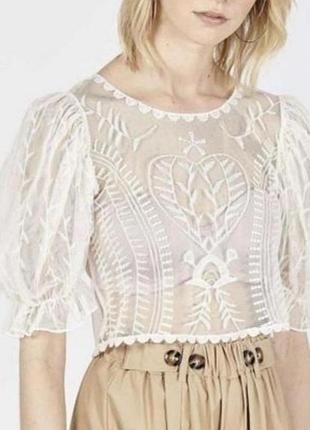 Гипюровый прозрачный топ с рукавами буфами