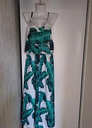 Платье сарафан на бретелях с принтом листьев