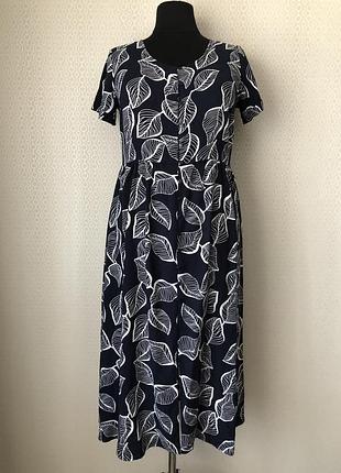 Большой размер! 100% вискоза! тёмное платье с белыми лепестками от bpc selection, размер 46