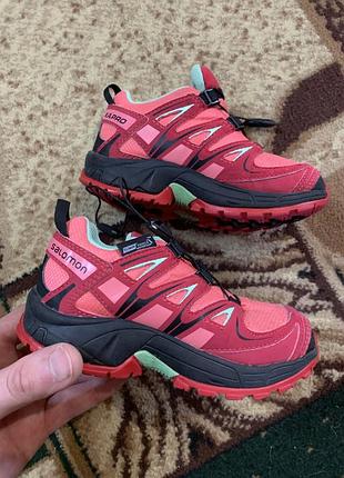 Salomon кросівки