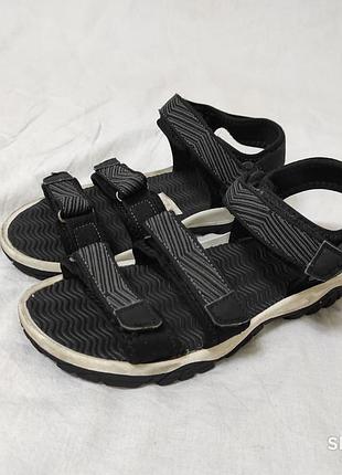 Сандалії # 35-36 р. чорні