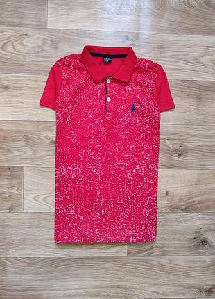 Стильная футболка поло