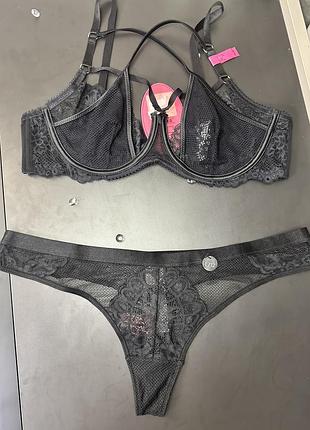 Шикарний спокусливий комплект hunkemoller