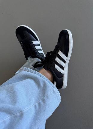 Жіночі кросівки adidas amsilk
black / white sole6 фото