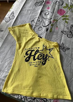 Футболка жіноча на одне плече