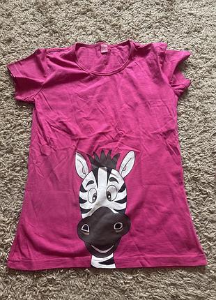 Футболка з зеброю