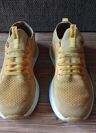 Кроссовки bench англия р.41-42