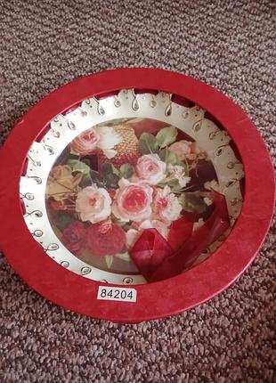 Декоративна тарілка-фруктівниця.