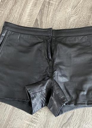 Шорты кожа