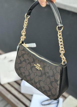 Женская сумка coach teri brown shoulder bag in signature canvas (коричневая) стильная кожаная сумочка
