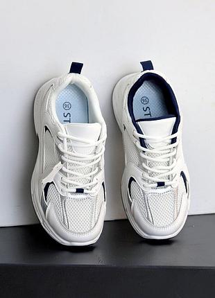 Якісні шкіряні легкі кросівки з сіткою 35.5-39