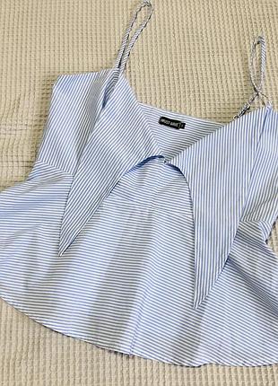 Топ у смужку