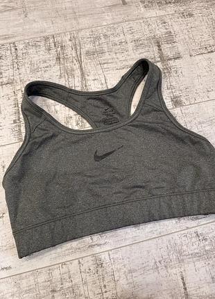 Оригінальний топ від nike pro