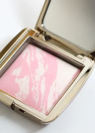 Рум'яна з ефектом сяйва hourglass ambient™ lighting blush ethereal glow 4.2 г