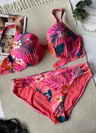 Яскравий купальник george