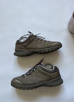 Жіночі трекінгові кросівки gore tex mammut