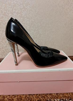 Туфли лаковые кожаныеgianni marra