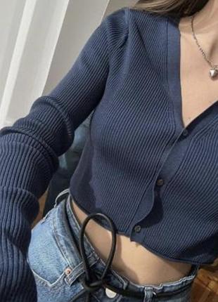 Сірий літній кардиган на ґудзиках