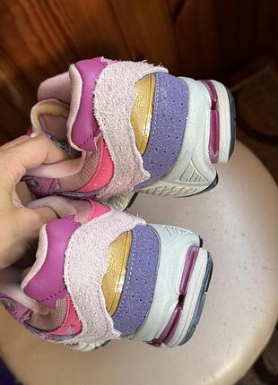 Кросівки жіночі  new balance 2002r pink violet