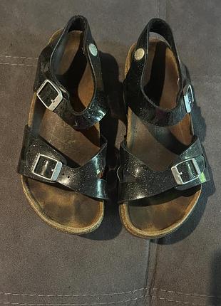 Босоніжки дитячі birkenstock