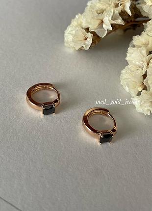 Сережки з медичного золота