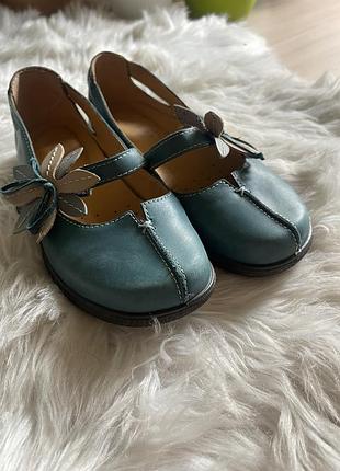 Шикарні шкіряні туфлі hotter в стилі мері джейн