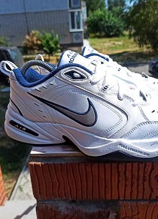 Оригінальні шкіряні кросівки nike monarch