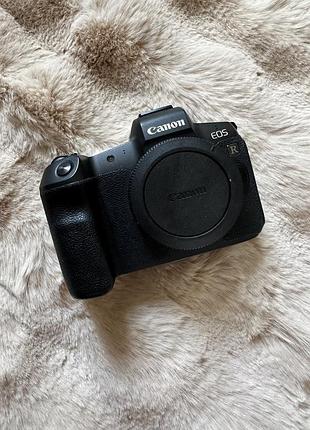 Фотоапарат Canon eos 80d w