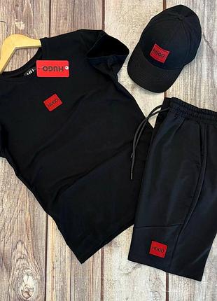 Костюм футболка и шорти