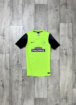 Nike dri-fit футболка m размер футбольная салатовая с принтом оригинал