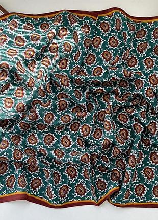 Бандана велика 70х70