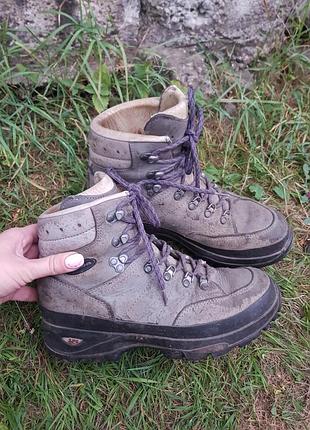Черевики шкіряні трекінгові туристичні lowa vibram 40-41р