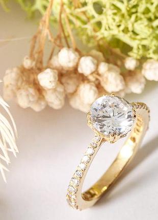 Женское золотое кольцо с фианитами к-0324