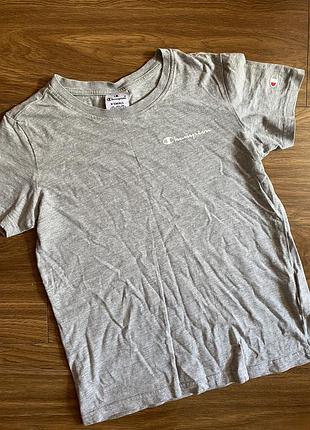 Сіра футболка campion