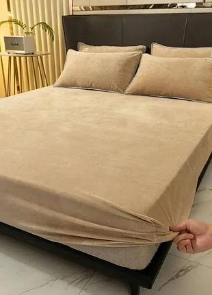 Велюровая теплая простыня на резинке 160*200