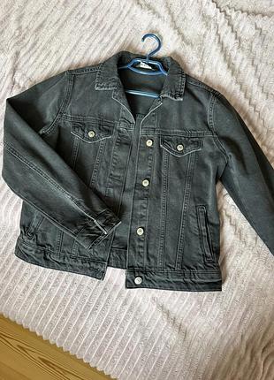 Джинсовая куртка/рубашка черный размер s