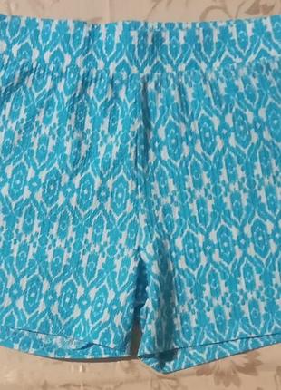 Жіночі шорти