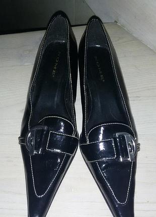 Nome (denmark)- шкіряні чорні туфлі  р.39( 25,5 см)