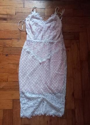 Платье в бельевом стиле