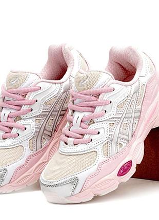 Кросівки asics