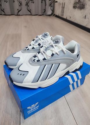 Нові кросівки adidas originals ozweego grey/white, кроссовки