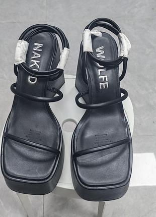 Женские сандалии на платформе naked wolfe – 3 цвета, размеры 35-40 оригинальная упаковка к...