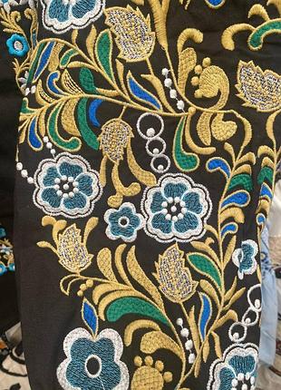 Стильная вышиванка