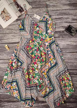 Женское платье
