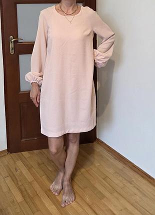 Платье нежно розового цвета 38 размер