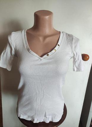 Футбрлка белая трикотажная