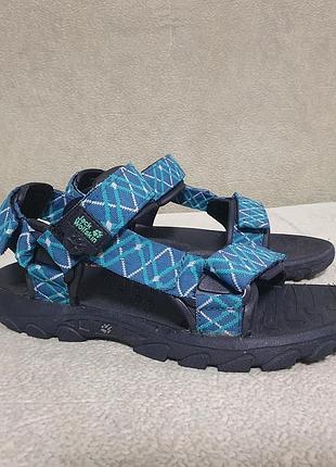 Босоніжки,сандалії jack wolfskin