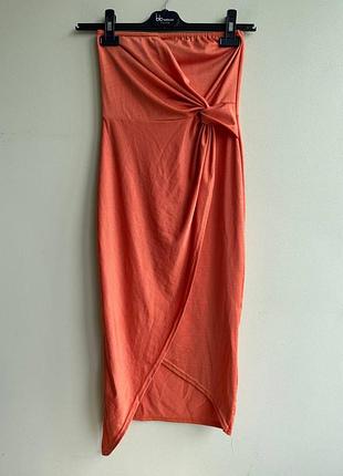 Жіноча вечірня сукня бандо з розрізом boohooo